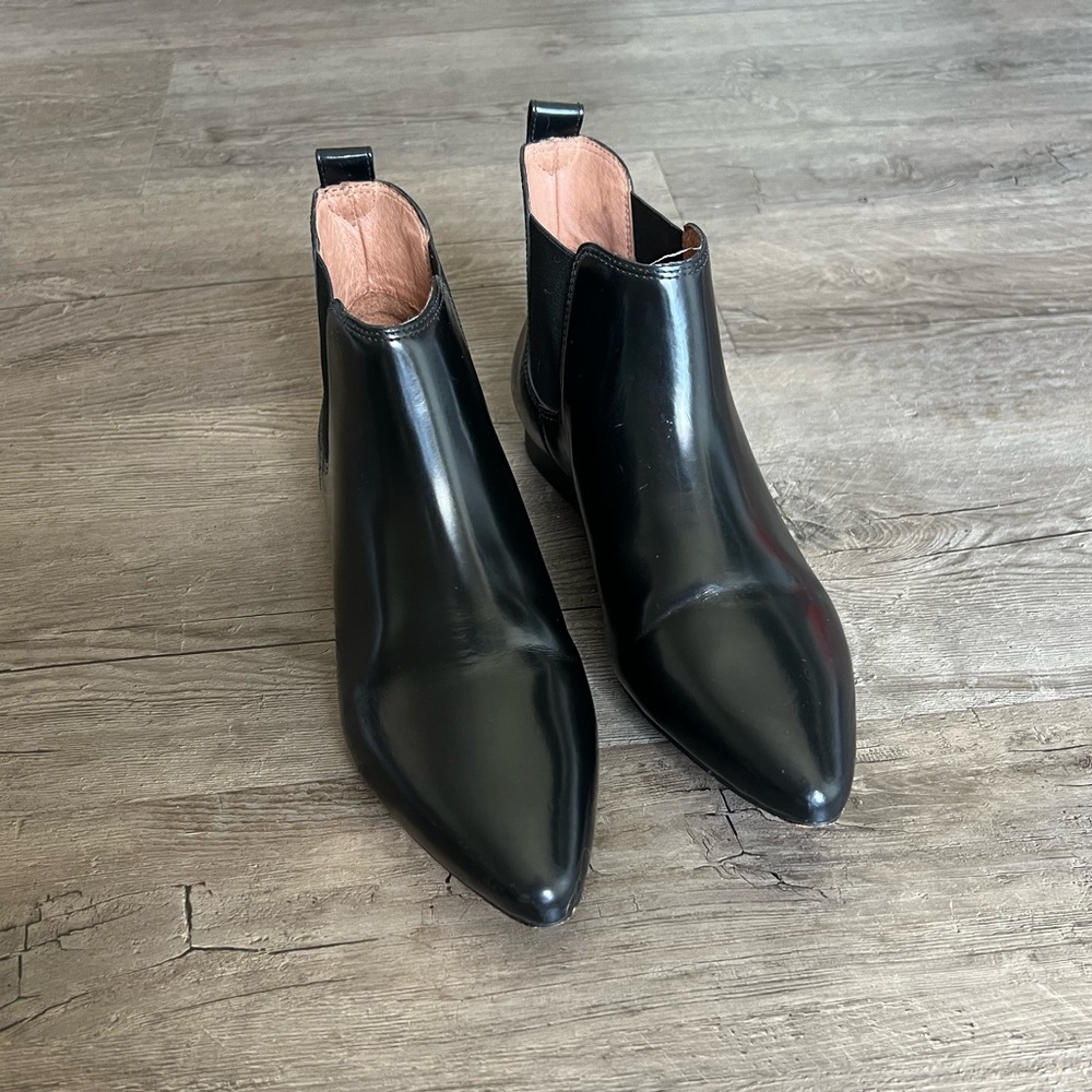 Madewell Chelsea Leather Ankle Boots, size 7